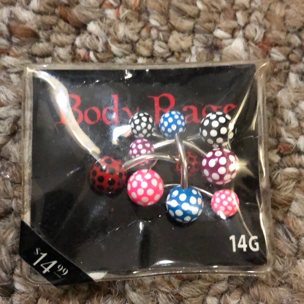 🔥Brand New!! 90’s Navel Barbells
